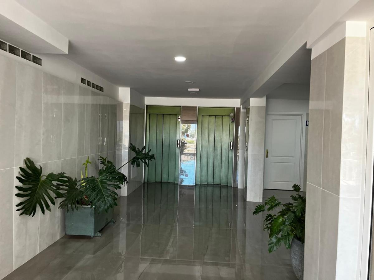 Borinquen Studio Apartment Playa Feñabe Exteriér fotografie